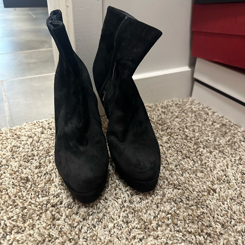 christian louboutin boots 39.5